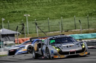 Spirit of Race - #38 Ferrari 488 GT3 - Nasrat Muzayyin & Rui Aguas - Sepang 2017 | Blancpain GT Series Asia