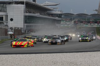 Start - Sepang 2017 | Blancpain GT Series Asia