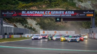 Race 2 Start Ningbo 2018 | Blancpain GT Series Asia