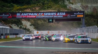 Race 2 Start Ningbo 2018 | Blancpain GT Series Asia
