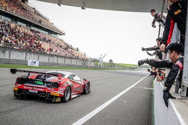 上海でHubAuto・Ferrariに初勝利を飾ったフォスターがタイトルを狙える位置につける