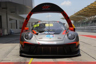 Race 2 #911	Absolute Racing	Porsche 911 GT3 R	Tanart Sathienthirakul 	Philip Hamprecht	Porsche 911 GT3 R	Sepang 2019 | Blancpain GT Series Asia
