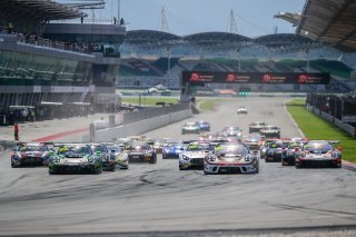 Race 2 Start Sepang 2019 | Blancpain GT Series Asia