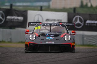 #911	Absolute Racing	Porsche 911 GT3 R	Tanart Sathienthirakul 	Philip Hamprecht	Suzuka 2019 | Blancpain GT Series Asia