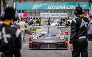 #911	Absolute Racing	Porsche 911 GT3 R	Tanart Sathienthirakul 	Philip Hamprecht	Suzuka 2019 | Blancpain GT Series Asia