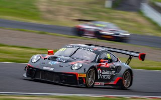 #911	Absolute Racing	Porsche 911 GT3 R	Tanart Sathienthirakul 	Philip Hamprecht	Suzuka 2019 | Blancpain GT Series Asia