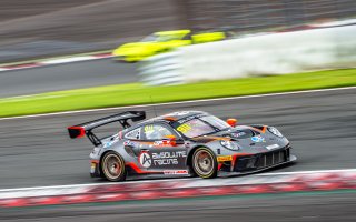 #911	Absolute Racing	Tanart Sathienthirakul 	Philip Hamprecht	Porsche 911 GT3 R	Fuji 2019 | Blancpain GT Series Asia