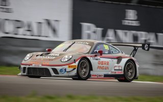 #918	Panther/AAS Motorsport	Vutthikorn Inthraphuvasak 	Alexandre Imperatori	Porsche 911 GT3 R	Fuji 2019 | Blancpain GT Series Asia