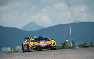 #61	ABSSA Motorsport	McLaren 720S GT3	Piti Bhirombhakdi	Keita Sawa	Yeongam 2019 | Blancpain GT Series Asia