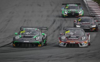 #912	Absolute Racing	Porsche 911 GT3 R	Yuan Bo	Leo Ye Hongli	#918	Panther/AAS Motorsport	Vutthikorn Inthraphuvasak 	Alexandre Imperatori	Yeongam 2019 | Blancpain GT Series Asia