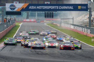 Race 2 Start Yeongam 2019 | Blancpain GT Series Asia