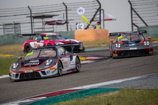 #918	Panther/AAS Motorsport	Porsche 911 GT3 R	Vutthikorn Inthraphuvasak 	Alexandre Imperatori	Shanghai 2019	 | Blancpain GT Series Asia