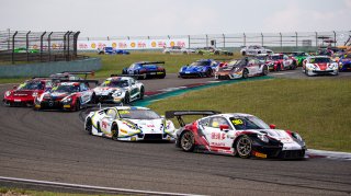Race 2 Start Shanghai 2019 | Blancpain GT Series Asia
