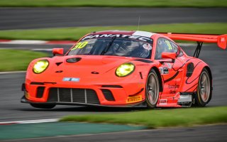 30	Porsche Center Okazaki	Hiroaki Nagai	Yuta Kamimura	Porsche 911 GT3 R | Blancpain GT Series Asia