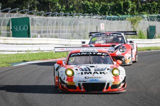 51 AMAC Motorsport	Andrew Macpherson	William Ben Porter	Porsche 911 GT3-R | Blancpain GT Series Asia