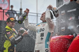 27 Yogibo Racing	Kiyoto Fujinami	Ferrari 488 GT3 | Blancpain GT Series Asia