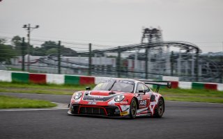 18	EBM Giga Racing	Tanart&nbsp;Sathienthirakul	Kantadhee Kusiri	Porsche 911 GT3 R EVO | Blancpain GT Series Asia