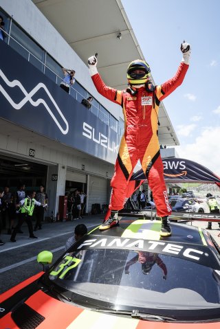 37	Craft-Bamboo Racing	Anthony Liu Xu	Daniel Juncadella	Mercedes-AMG GT3 EVO | SRO Motorsports Group