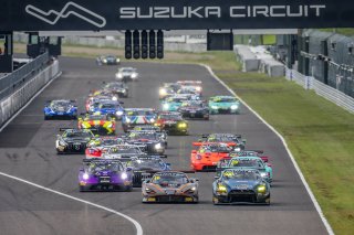 Suzuka Race 1 Start | SRO Motorsports Group