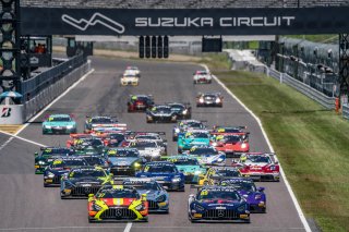 Suzuka Race 2 Start | SRO Motorsports Group