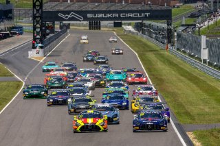Suzuka Race 2 Start | SRO Motorsports Group