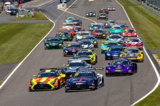 Suzuka Race 2 Start | SRO Motorsports Group