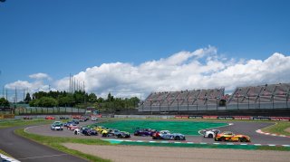 Suzuka Race 2 Race Start | SRO Motorsports Group