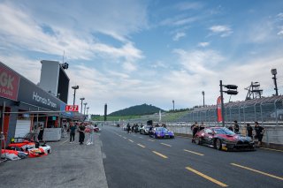 5	PLUS with BMW M Team Studie	Tomohide Yamaguchi	Seiji Ara	BMW M4 GT3 | SRO Motorsports Group