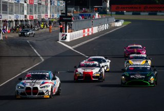 50	YZ RACING with BMW M Team Studie	Masaki Kano	Manabu Orido	BMW M4 GT4 G82 | SRO Motorsports Group