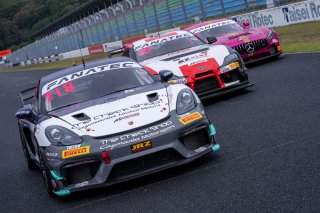 GT4 Group Photo | SRO Motorsports Group