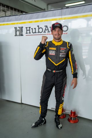 72	HUBAUTO RACING	Morris Chen	Alvaro Parente	Porsche 911 GT3 R (992) | SRO Motorsports Group