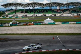 87	R&B Racing	Bo Yuan	Leo Ye Hongli	Porsche 911 GT3 R (992) | SRO Motorsports Group