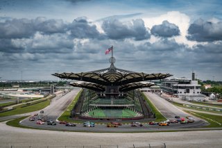 Sepang Race 2 Start | SRO Motorsports Group