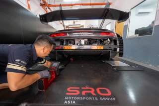 Sepang Scrutineering | SRO Motorsports Group
