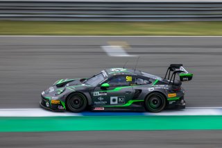 911	Absolute Racing	Eshan Pieris	Tanart Sathienthirakul	Porsche 911 GT3 R (992) | SRO Motorsport Group