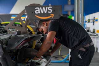 Chang Setup | SRO Motorsports Group