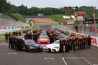 Group photo, Japan Cup Sugo | SRO Motorsports Group / Shigenobu Yoshida
