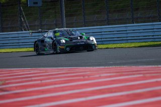 911	Absolute Racing	Tanart Sathienthirakul	Eshan Pieris	Porsche 911 GT3 R (992) | SRO Motorsport Group