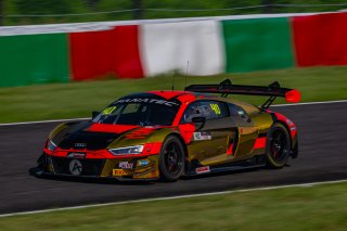 40	Audi Sport Asia Team Absolute	Huang Ruo Han	Markus Winkelhock	Audi R8 LMS GT3 EVO II  | SRO Motorsport Group