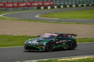 47	D'station Racing	Tatsuya Hoshino	Kenji Hama	Aston Martin Vantage AMR GT4 | SRO Motorsport Group