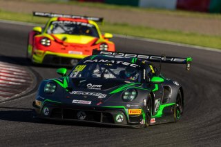 911	Absolute Racing	Tanart Sathienthirakul	Eshan Pieris	Porsche 911 GT3 R (992) | SRO Motorsport Group