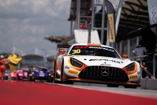30	Elegant Racing Team	Liu Lic Ka	Reinhold Renger	Mercedes-AMG GT3 EVO | SRO Motorsport Group