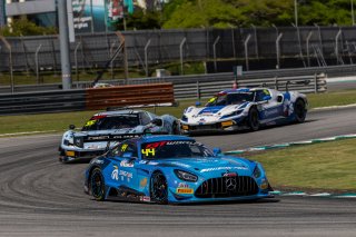 44	Climax Racing	Zhang Yaqi	Ling Kang	Mercedes-AMG GT3 EVO | SRO Motorsport Group