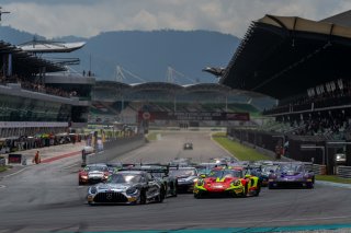 Sepang Race 2 Start | SRO Motorsport Group