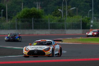 30	Elegant Racing Team	Liu Lic Ka	Reinhold Renger	Mercedes-AMG GT3 EVO | SRO Motorsport Group