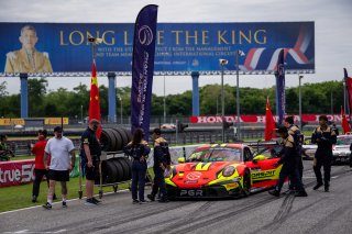 37	Phantom Global Racing	Anthony Liu	Dorian Boccolacci	Porsche 911 GT3 R (992) | SRO Motorsport Group