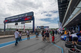 Chang Pit Walk | SRO Motorsport Group