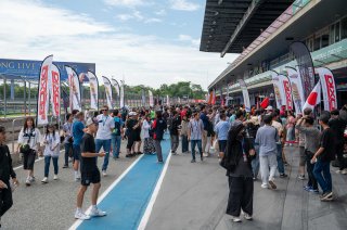 Chang Pit Walk | SRO Motorsport Group