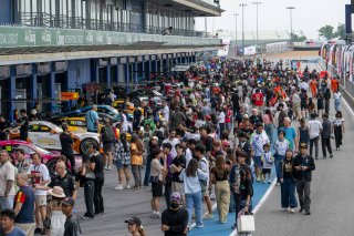 Chang Pit Walk | SRO Motorsport Group