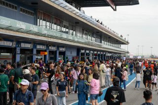 Chang Pit Walk | SRO Motorsport Group